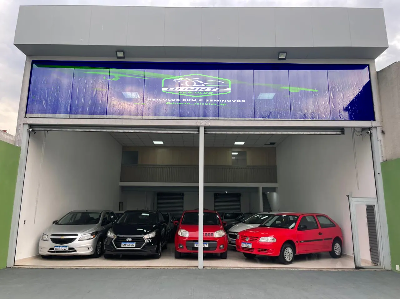 Fachada da loja Veículos à venda em Duarte Automoveis  - São Paulo - SP | Mobiauto