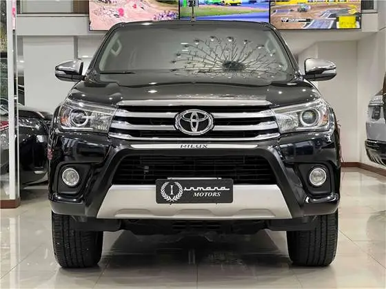 Carro Toyota Hilux Cabine Dupla 2016 Hilux 2.8 TDI SRX CD 4x4 (Aut)