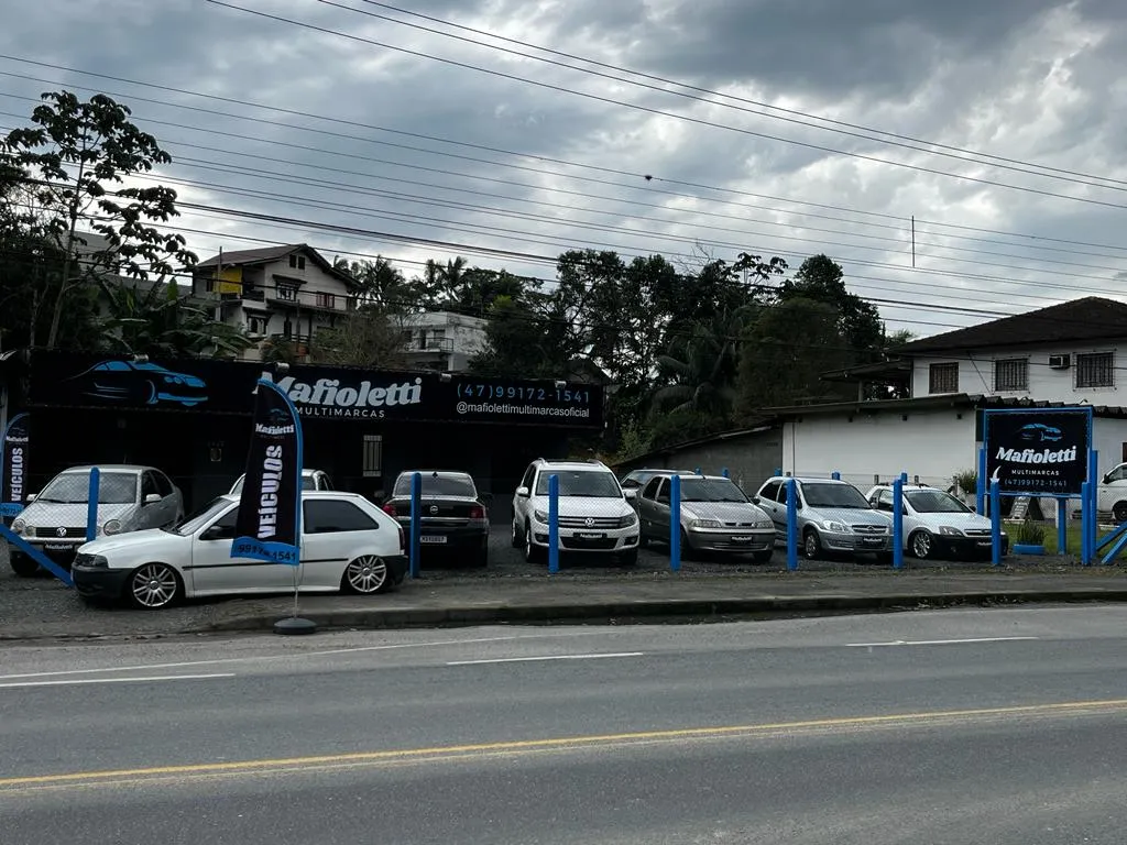 Fachada da loja Veículos à venda em Mafioletti Multimarcas Ltda - Blumenau - SC | Mobiauto