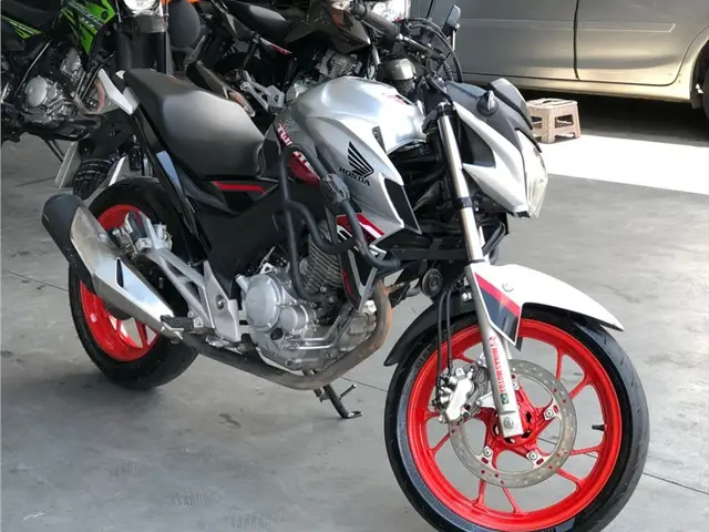 Moto Honda CB 250F Twister 2021 (ABS)