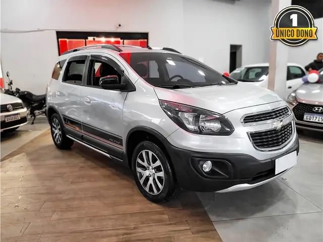 Carro Chevrolet Spin 2015 Activ  1.8 (Flex) (Aut)