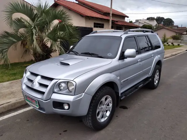 Carro Mitsubishi Pajero Sport 2011 HD 4X4 2.5