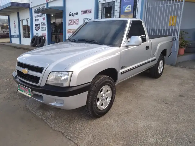 Carro Chevrolet S10 Cabine Simples 2004 S10 STD 4X4 2.8 Turbo (Cab Simples)