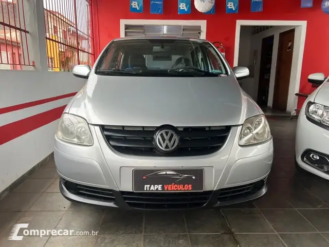Carro Volkswagen Fox 2009 City 1.0 8V (Flex)