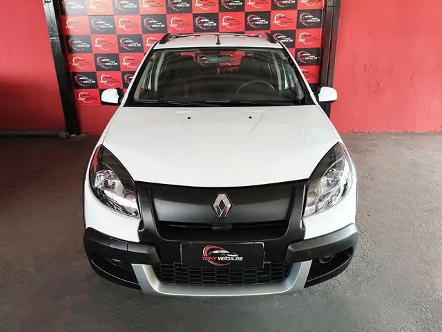 Carro Renault Sandero 2014 Authentique 1.0 16V (flex)