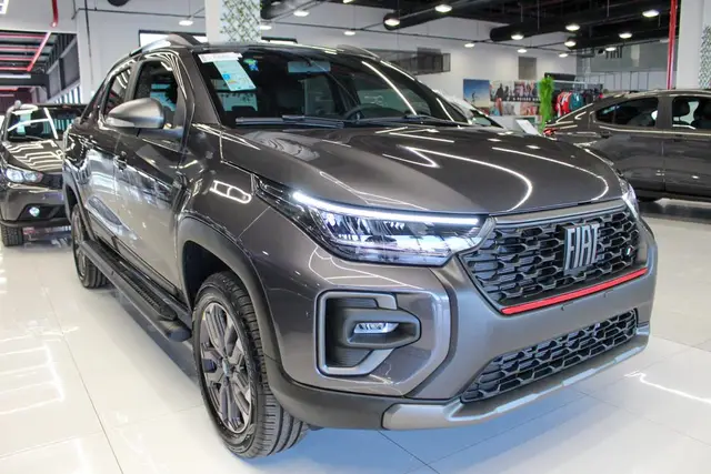 Carro Fiat Strada 2025 Ultra 1.0 Turbo