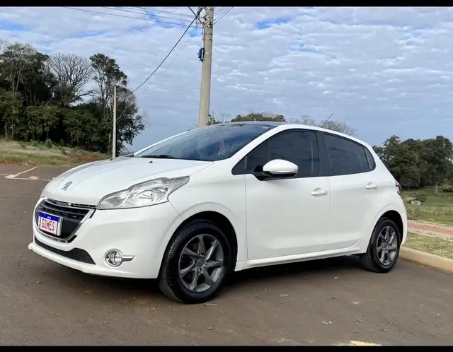 Carro Peugeot 208 2014 Allure 1.5 8V (Flex)