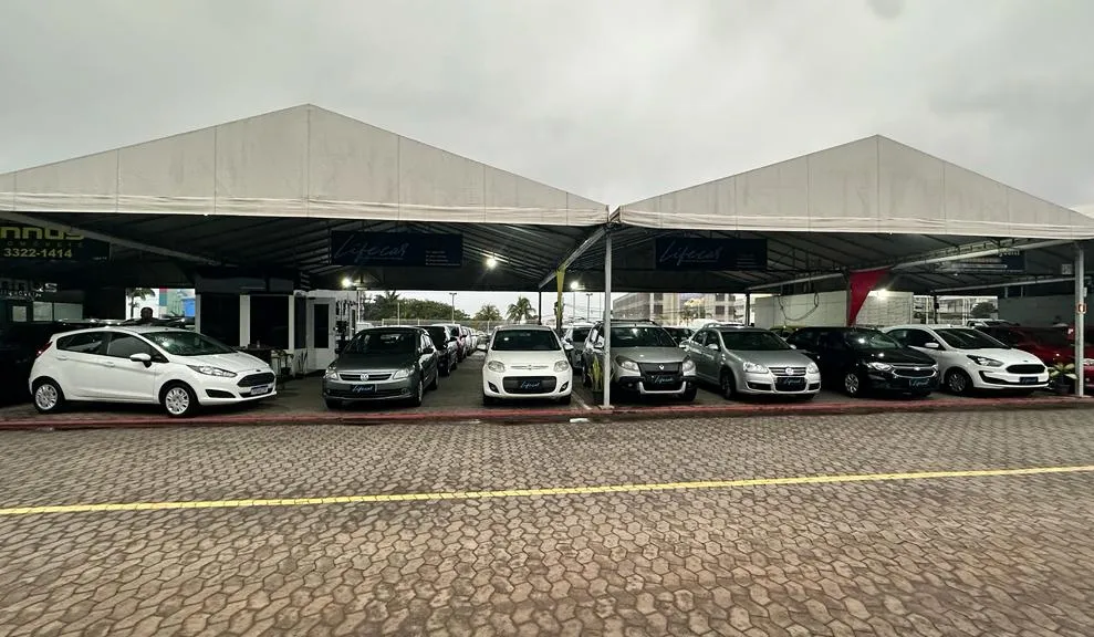 Fachada da loja Veículos à venda em LIFE CAR - Serra - ES | Mobiauto