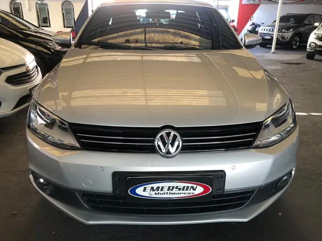 Carro Volkswagen Jetta 2013 2.0 Comfortline (Flex)