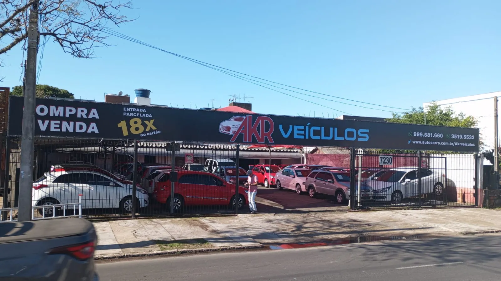Fachada da loja AKR Veiculos - Porto Alegre - RS