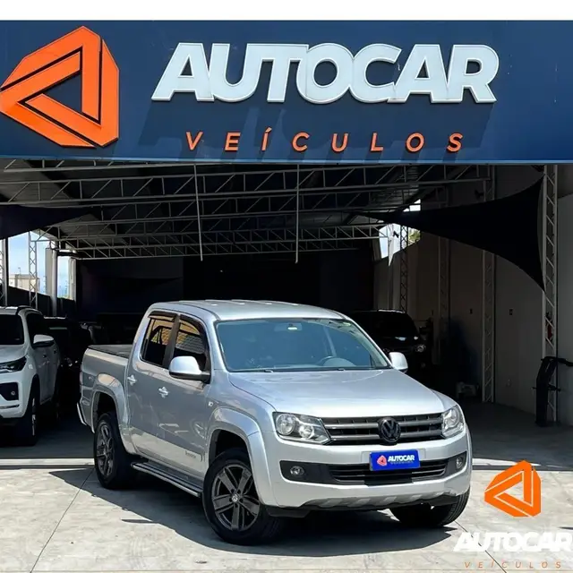 Carro Volkswagen Amarok 2015 2.0 CD 4x4 TDi Trendline