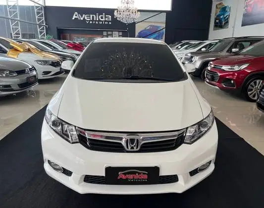 Carro Honda Civic 2014 New  LXR 2.0 i-VTEC (Aut) (Flex)