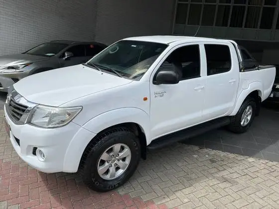 Carro Toyota Hilux Cabine Dupla 2013 Hilux 2.7 SR CD 4x2 (Flex) (Aut)