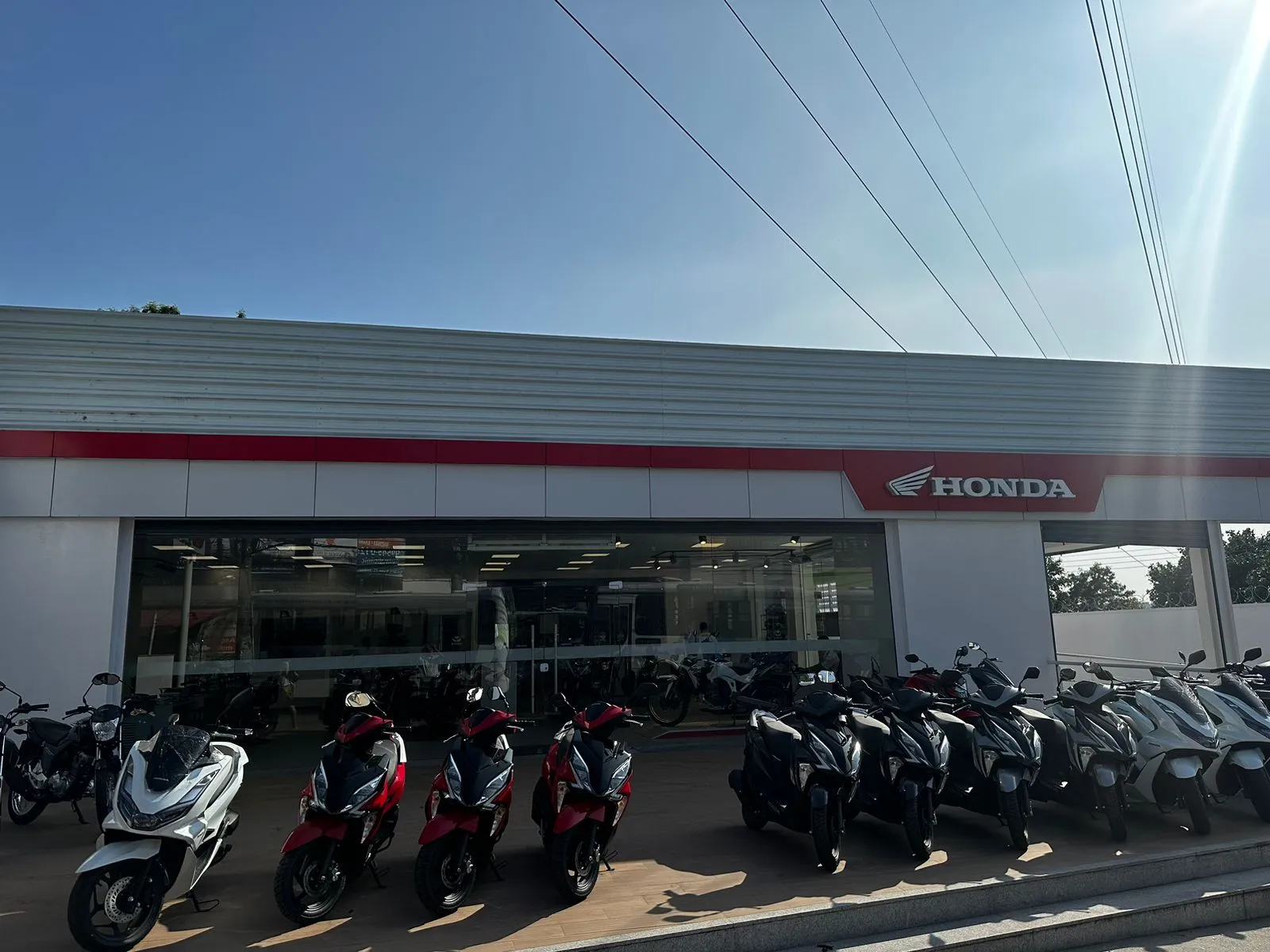 Fachada da loja Motocar - Alcantara - São Gonçalo - RJ