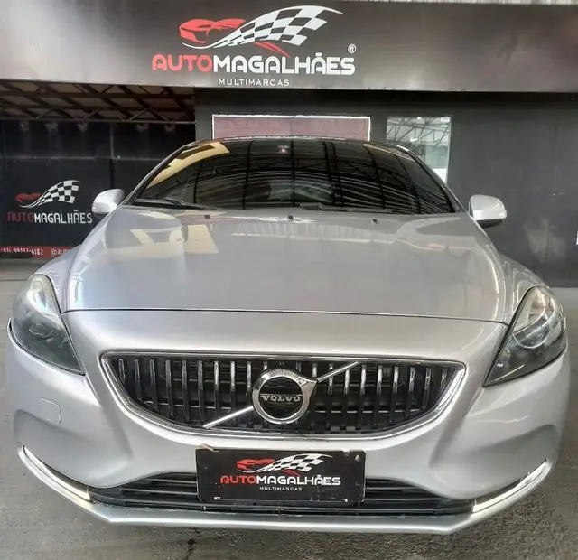 Carro Volvo V40 2017 2.0 T4 Kinetic