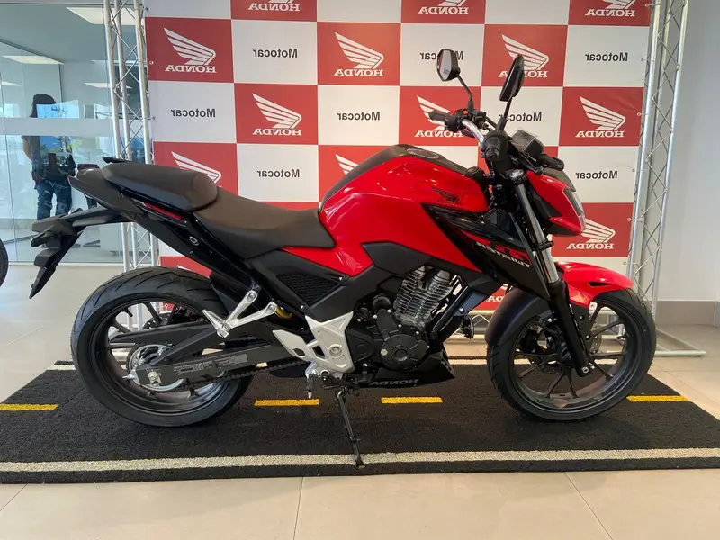 Honda CB 300F Twister (ABS)