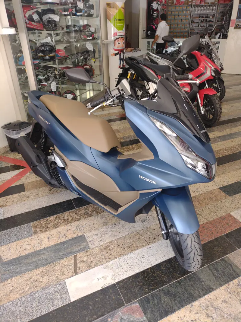 Honda PCX 160 DLX ABS
