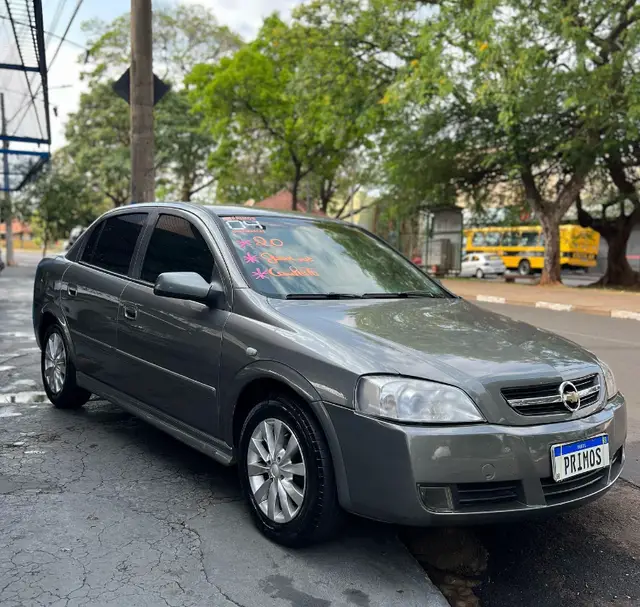 Carro Chevrolet Astra Sedan 2004 2.0 8V
