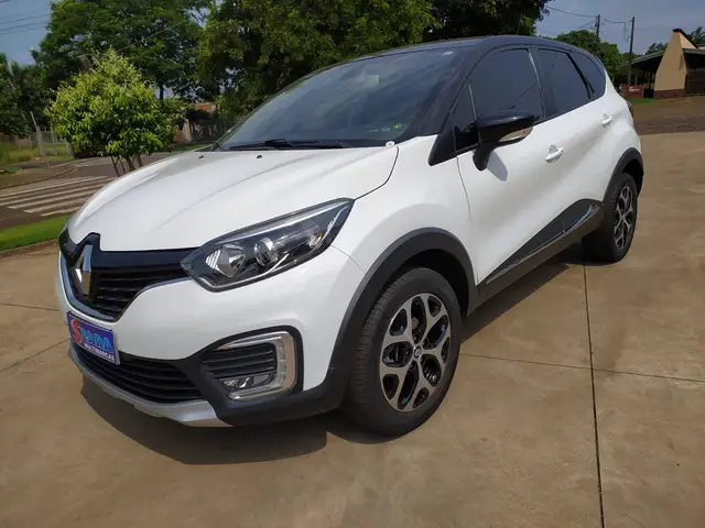 Carro Renault Captur 2018 Intense 1.6 16v SCe CVT (Flex)