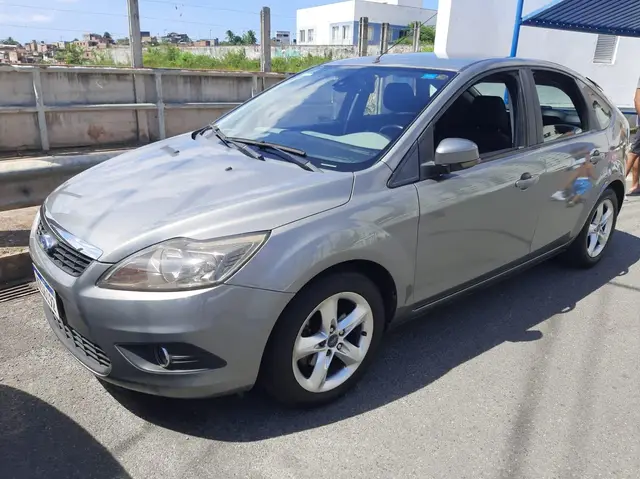 Carro Ford Focus Hatch 2012 2.0 16V Flex