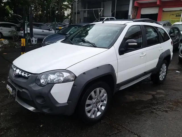 Carro Fiat Weekend 2016 Adventure Locker 1.8 8V (Flex)