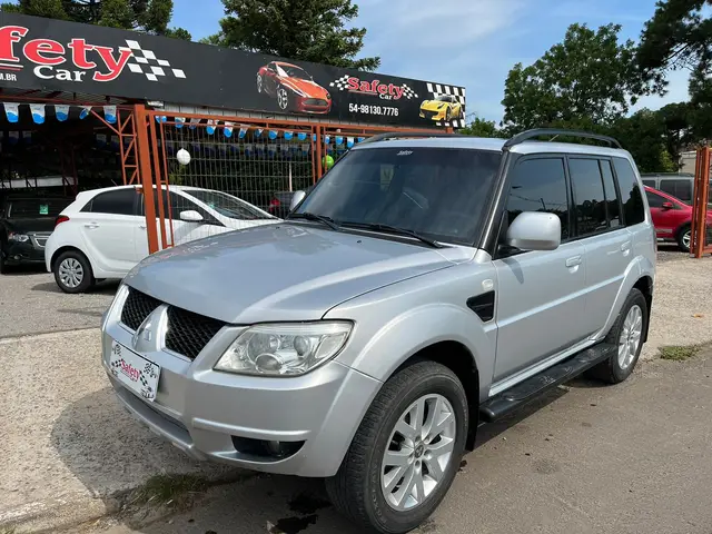 Carro Mitsubishi Pajero TR4 2012 2.0 16V 4X4 (Flex)