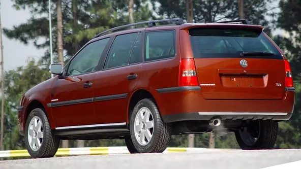 Perua compacta contou também a famosa versão 1.0 16V turbo, que tinha o mesmo desempenho das versões AP 2.0