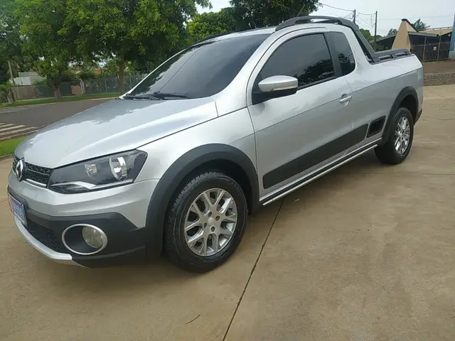 Carro Volkswagen Saveiro 2015 Cross 1.6 16v MSI CE (Flex)