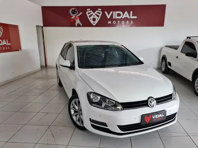 Carro Volkswagen Golf 2015 Comfortline 1.4 TSi