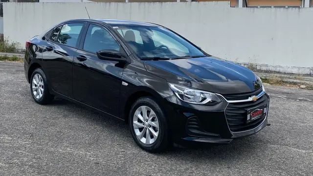 Carro Chevrolet Onix Plus 2023 LT 1.0