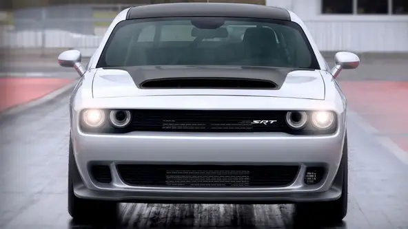 Propulsor V8 é o mesmo usado pelo Challenger SRT Demon 170, edição que dá adeus aos motores V8 da marca