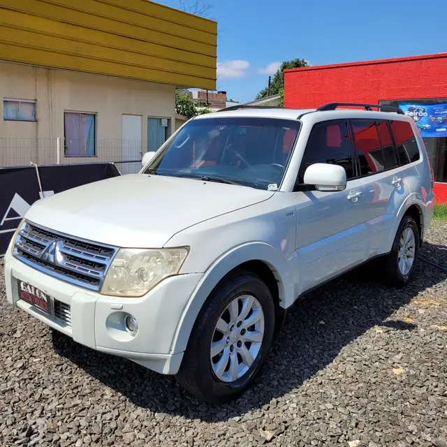 Carro Mitsubishi Pajero Full 2011 3.2 DI-D 3D HPE 4WD