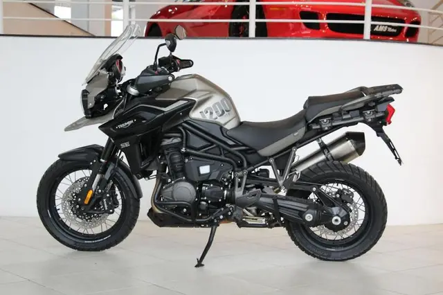 Carro Triumph Tiger 1200 2020 XR