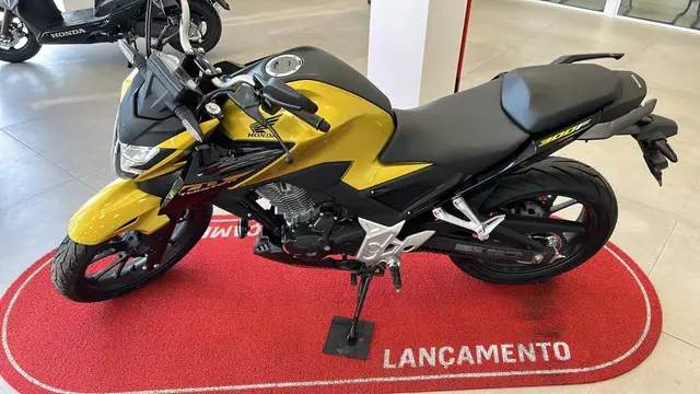 Carro Honda CB 300F Twister 2023 (ABS)
