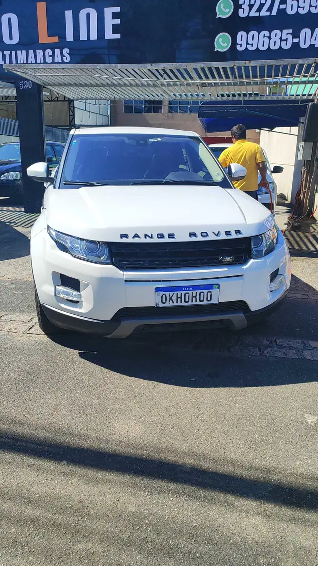 Carro Land Rover Range Rover Evoque 2014 2.0 Si4 4WD Pure