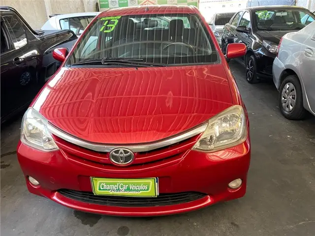 Carro Toyota Etios 2013 XLS 1.5 (Flex)