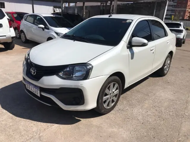 Toyota Etios Sedan X Plus 1.5 (Aut) (Flex)
