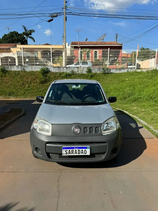 Carro Fiat Uno 2012 Vivace 1.0 8V (Flex) 4p