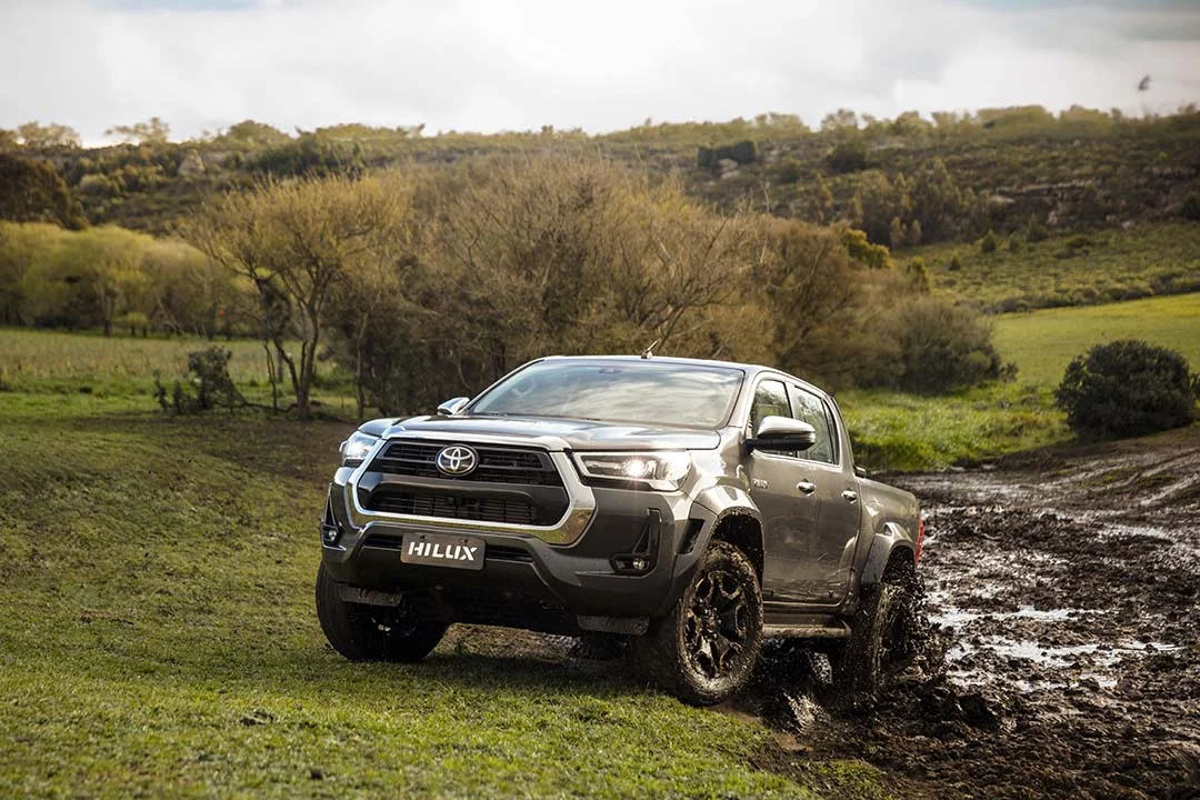 Toyota Hilux Cabine Dupla SRX Plus 4x4 2.8 Diesel