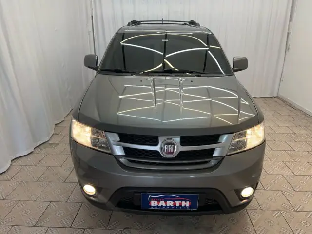 Fiat Freemont 2.4 16V Precision (Aut)