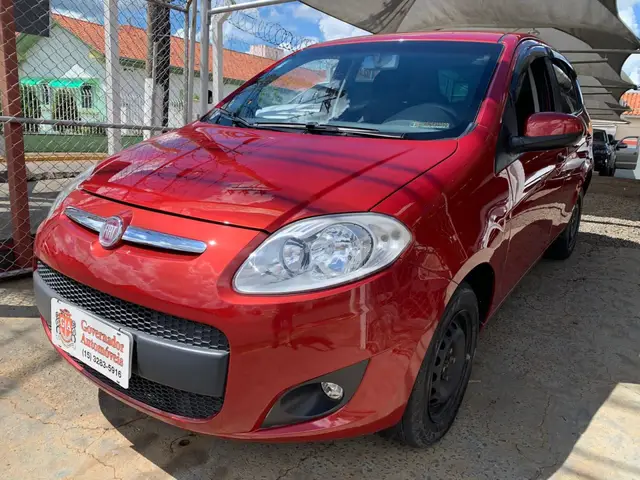 Carro Fiat Palio 2013 Attractive 1.4 8V (Flex)