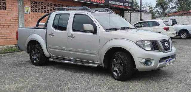Carro Nissan Frontier 2015 2.5 TD CD 4x2 SV Attack