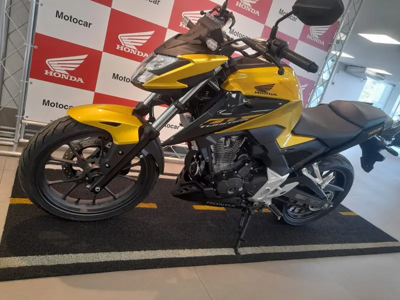 Honda CB 300F Twister (ABS)