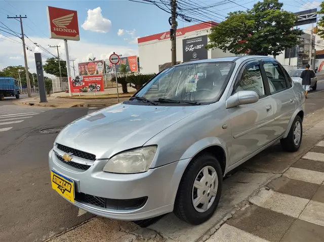 Carro Chevrolet Classic 2011 1.0 VHC (Flex)