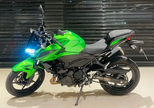 Moto Kawasaki Z 400 2023 Z 400