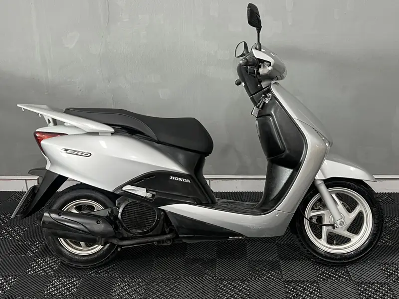 Honda LEAD 110