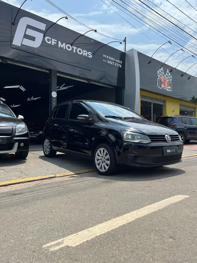 Carro Volkswagen Fox 2013 1.0 TEC (Flex) 4p