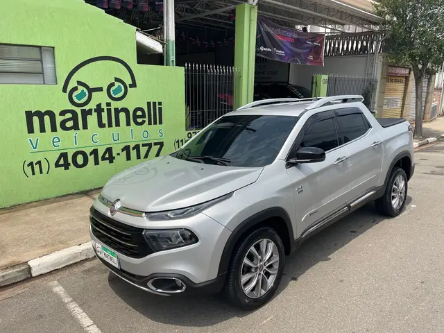 Carro Fiat Toro 2019 Volcano 2.0 diesel AT9 4x4