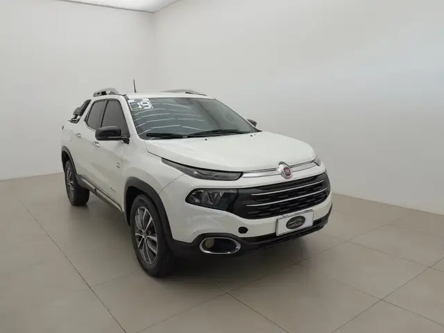 Carro Fiat Toro 2019 Volcano 2.0 diesel AT9 4x4