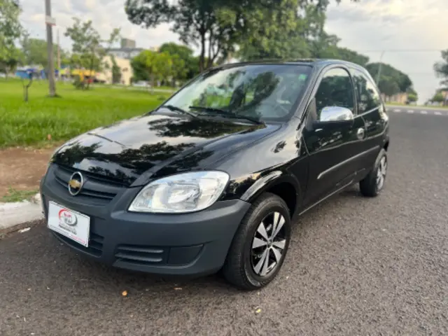 Carro Chevrolet Celta 2011 LS 1.0 (Flex) 2p